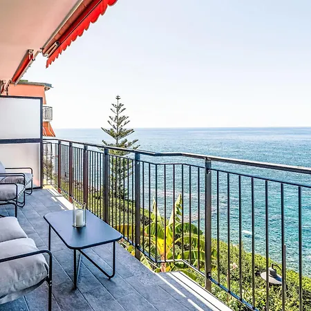 Feet In The Sea By Interhome *